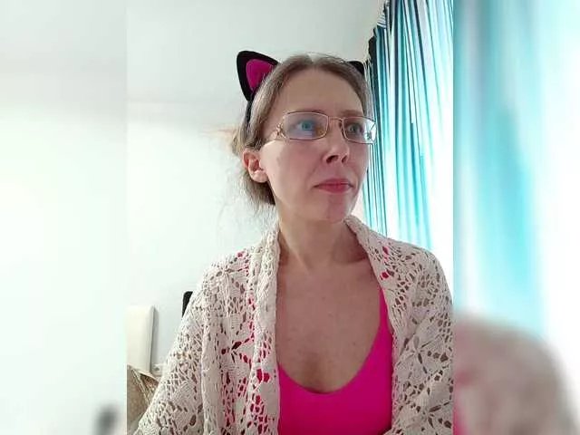 Freechat -queen-margo- on BongaCams