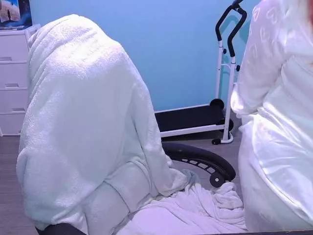 Freechat AlinaAdams on BongaCams