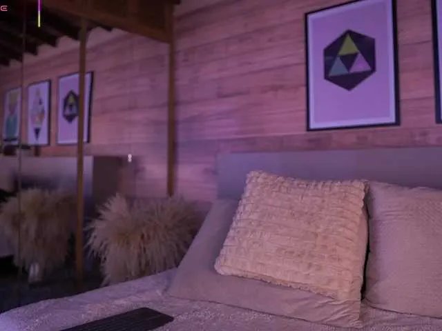 Freechat AmmyScott on BongaCams