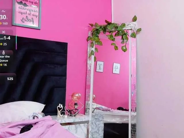 Freechat daddysneakin on BongaCams