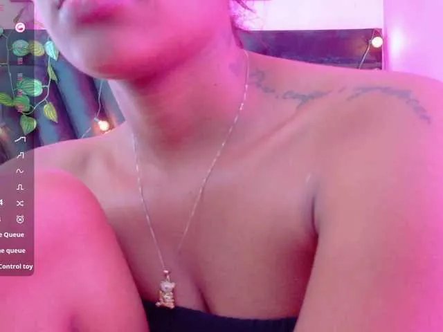 Freechat daddysneakin on BongaCams