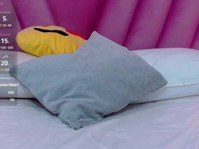 Freechat horny18girl on BongaCams