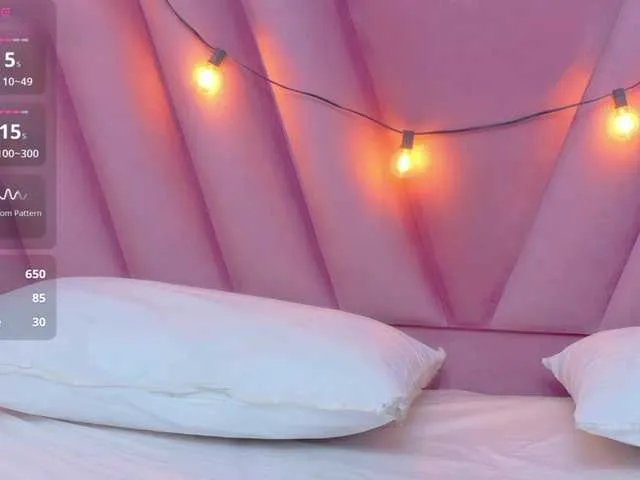 Freechat horny18girl on BongaCams