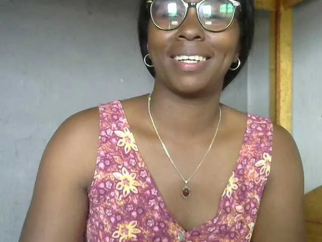 Freechat Katty-12 on BongaCams