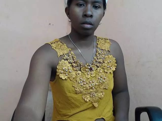 Freechat Katty-12 on BongaCams