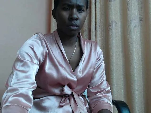 Freechat Katty-12 on BongaCams