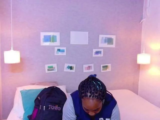 Freechat kiara-evanss on BongaCams