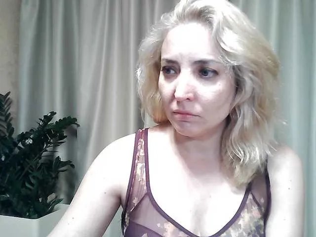 Freechat mariska-kiska on BongaCams