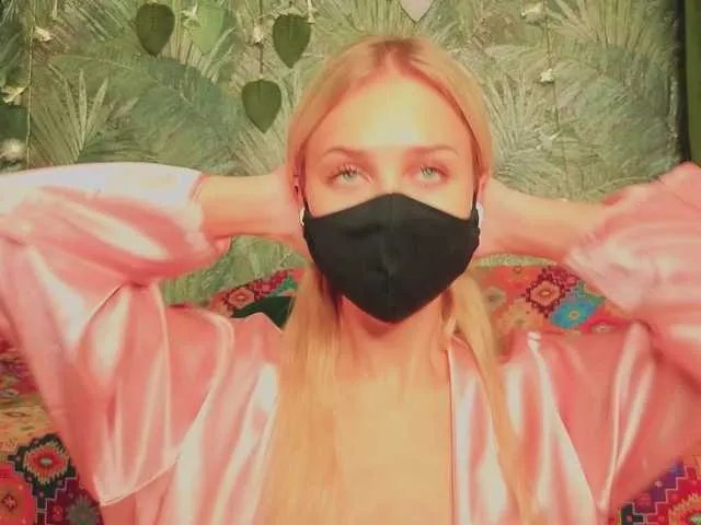 Freechat Meeeeow on BongaCams