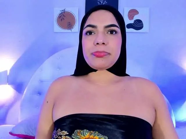 Freechat mhia-paris on BongaCams