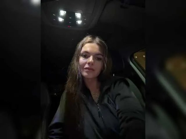 Freechat Opskira on BongaCams