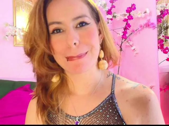 Freechat SCARLETTE04 on BongaCams