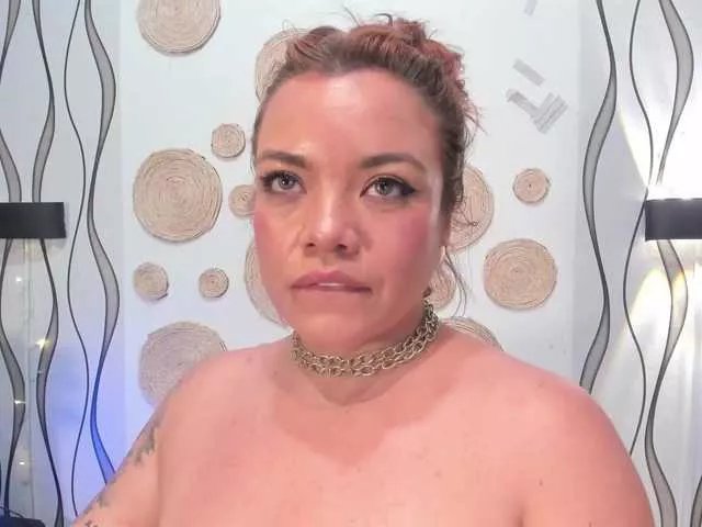 Freechat StacyHott on BongaCams