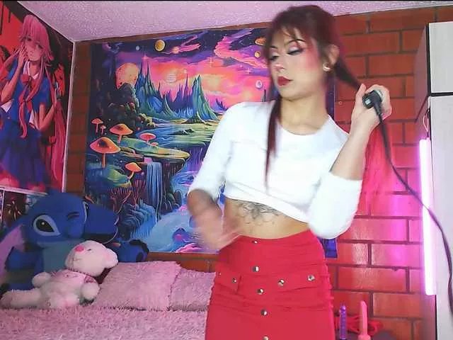 Freechat Sweetred11 on BongaCams