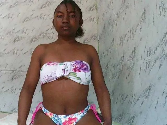 Freechat Tonyah1 on BongaCams