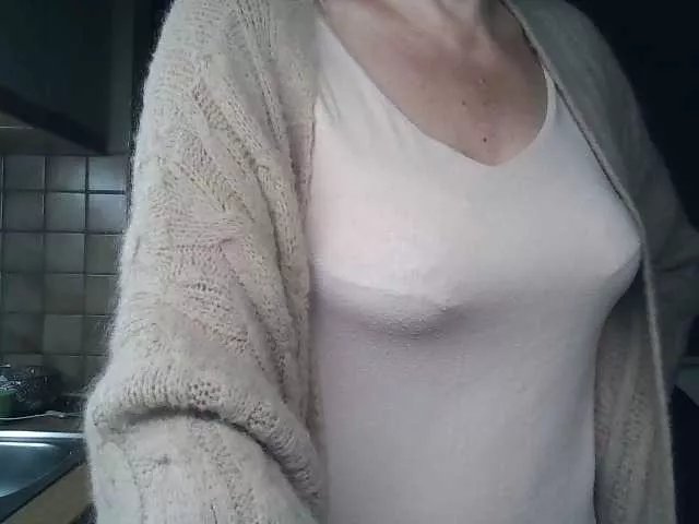 Freechat UllimOhi on BongaCams