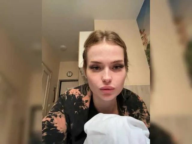 Freechat VladaMais on BongaCams