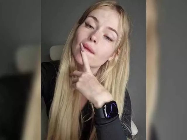 Freechat VladaMais on BongaCams