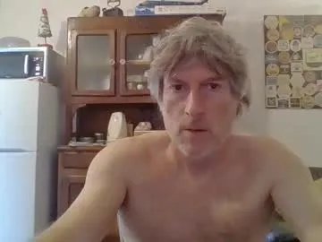 Freechat 22esserre on Chaturbate