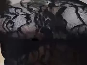 Freechat _iuiu_ on Chaturbate