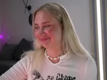 Freechat _kateline_ on Chaturbate