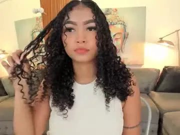 Private ailann_ on Chaturbate