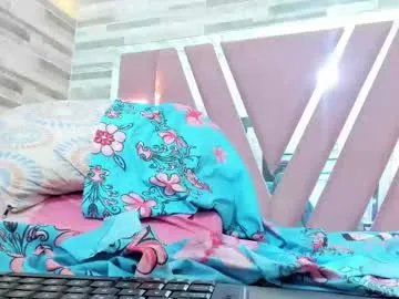 Freechat alana_roos on Chaturbate
