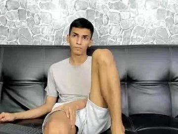 Freechat alejo_peverell on Chaturbate