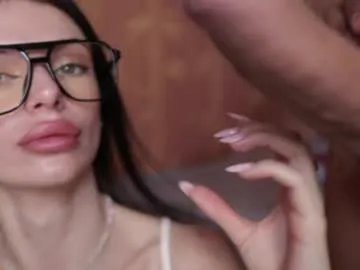 Freechat alexa_alex_liepa on Chaturbate