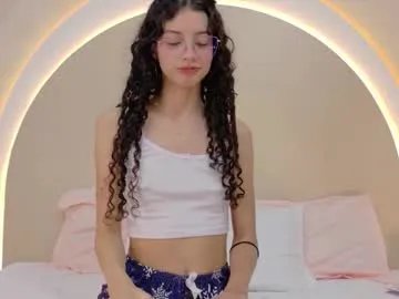 Private alicee_rodriguez on Chaturbate