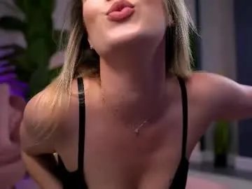 Freechat anastasiamills on Chaturbate