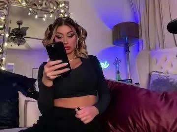 Freechat avalonnfoxx on Chaturbate