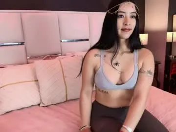 Freechat bellafernandez on Chaturbate