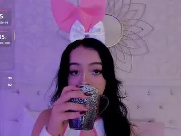 Freechat cassie66_ on Chaturbate