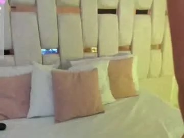 Freechat charlotte_line on Chaturbate