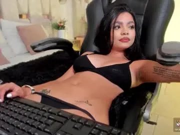 Freechat charlotte_line on Chaturbate