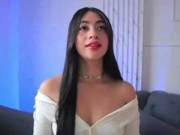 Freechat charlotterusso on Chaturbate