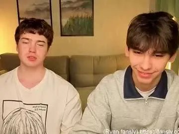 Freechat chem1ko on Chaturbate