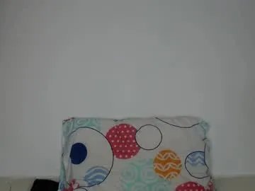 Freechat chloe_vahos on Chaturbate