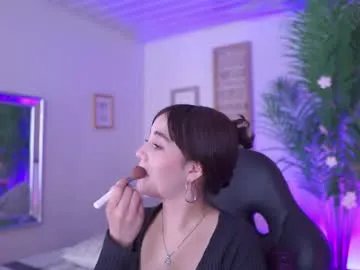 Freechat dakotaa_01 on Chaturbate