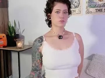 Freechat dan_universe on Chaturbate