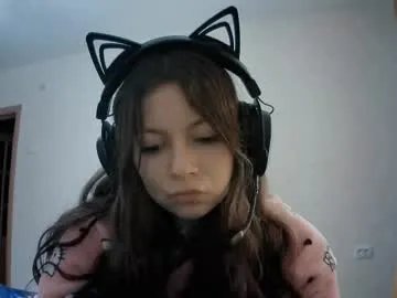 Freechat dawndollins on Chaturbate