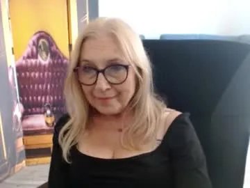 Freechat desiresofia on Chaturbate