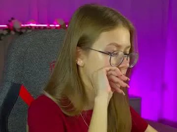 Freechat evemundie on Chaturbate