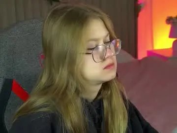 Freechat evemundie on Chaturbate