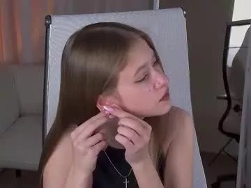 Freechat evemundie on Chaturbate