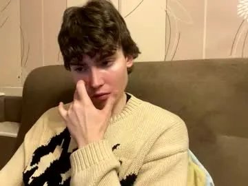 Freechat faustfrost on Chaturbate