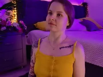 Freechat gwenhilton on Chaturbate