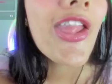 Freechat hinata_21_ on Chaturbate