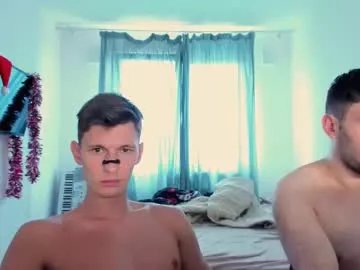 Freechat kevin_hornyyy on Chaturbate